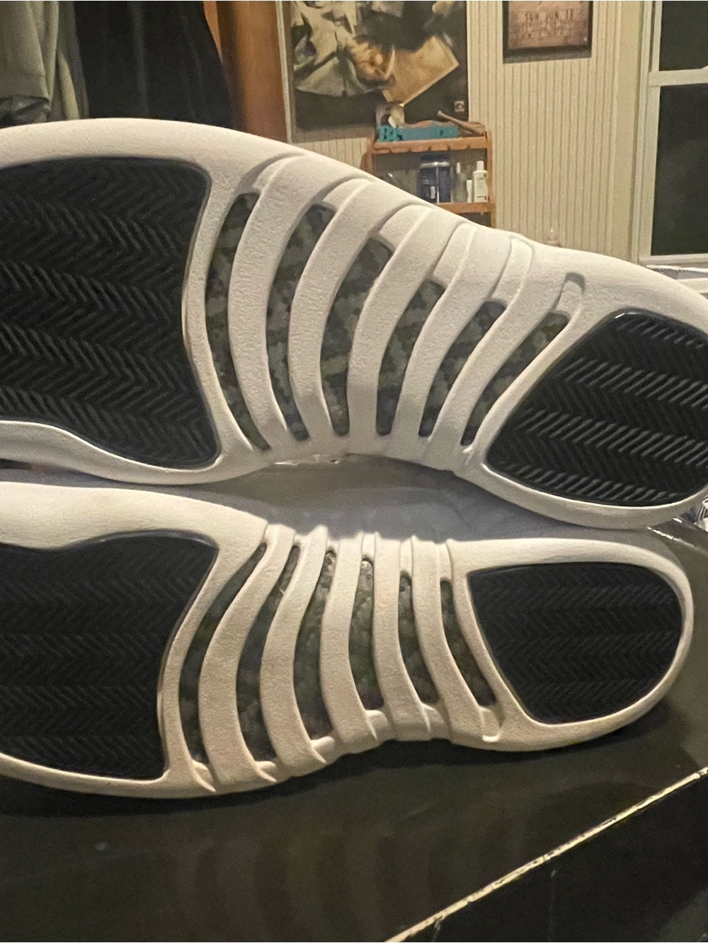 Nike Men’s Air Jordan 12 Rising Sun 2009 Size 12 Deadstock - Picture 7 of 11
